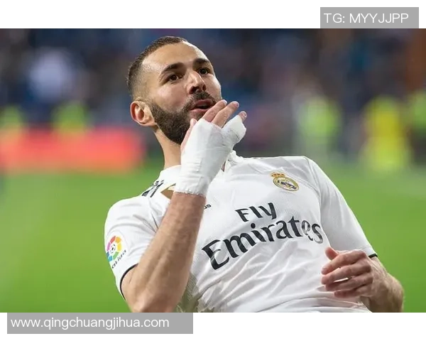 足球界最具梗的球星是谁 揭秘那些充满笑点与话题的球场传奇