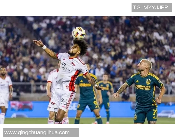 洛杉矶足球俱乐部核心球星闪耀赛场引领球队不断刷新胜利纪录 洛杉矶足球俱乐部核心球星闪耀赛场引领球队不断刷新胜利纪录