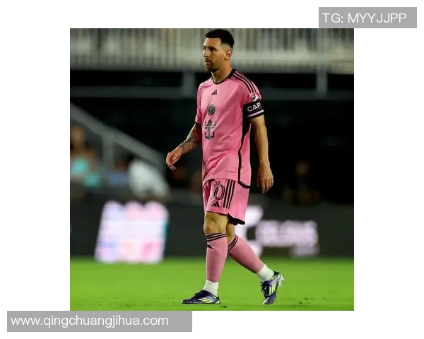 穿高帮足球鞋的球星盘点及其对比赛表现的影响分析